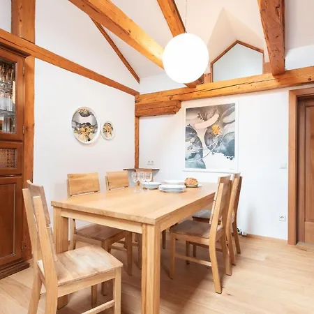 Ledererhaus Апартаменты Маутерндорф