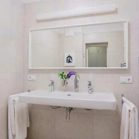 Ledererhaus Маутерндорф