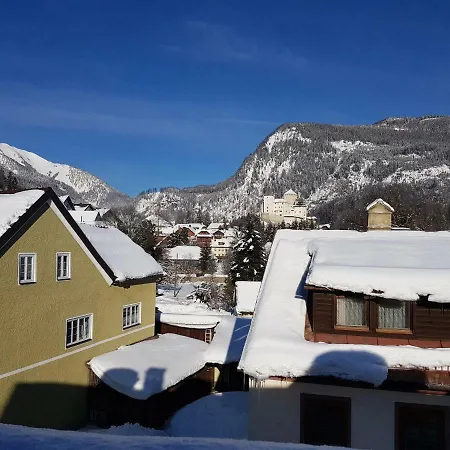 Ledererhaus *