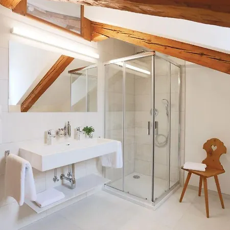 Ledererhaus Апартаменты *